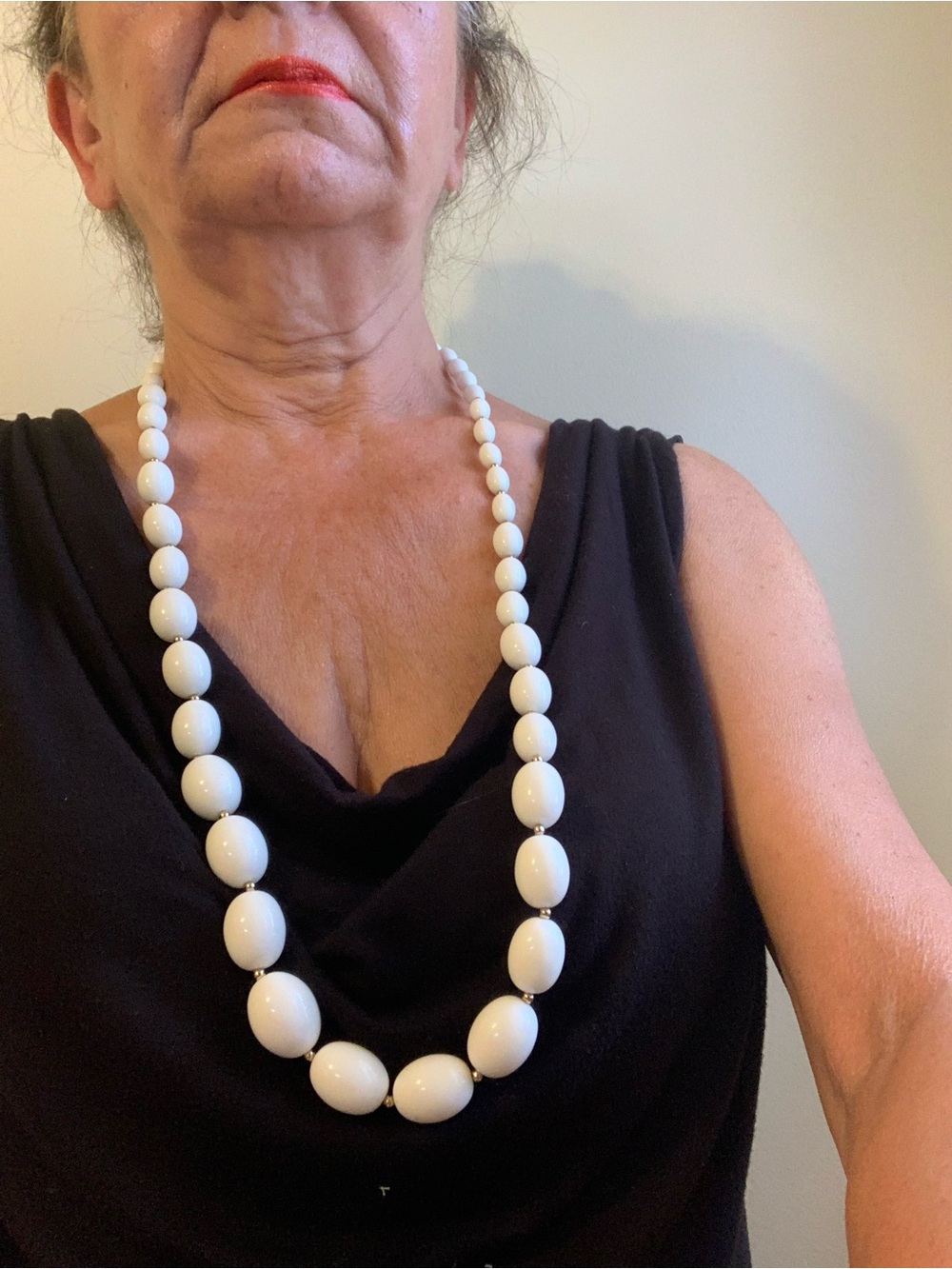 Classic White Bead Necklace - Elegant Women's Jewelry
